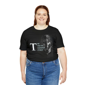 The Truth Defends Itself! Short Sleeve Tee